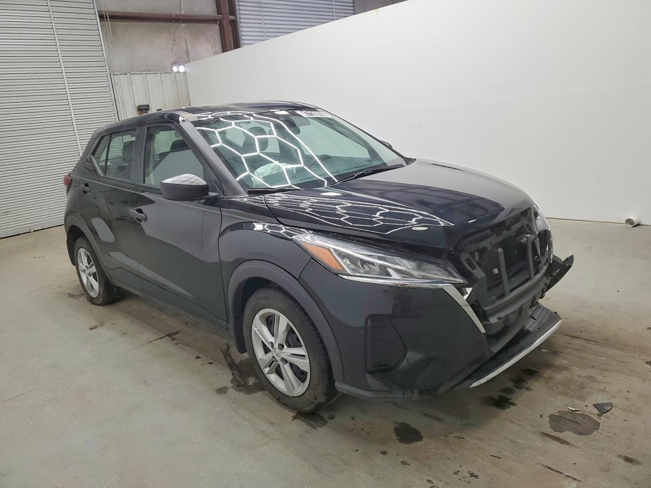 Nissan Kicks S