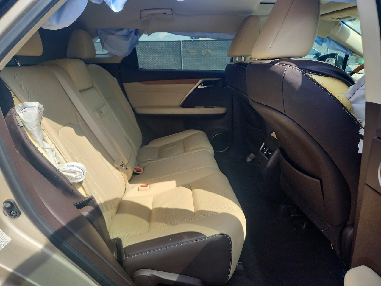 Lexus RX Base