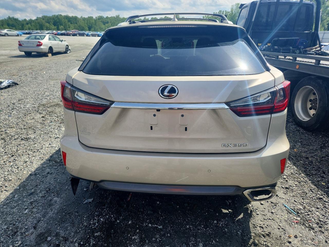 Lexus RX Base