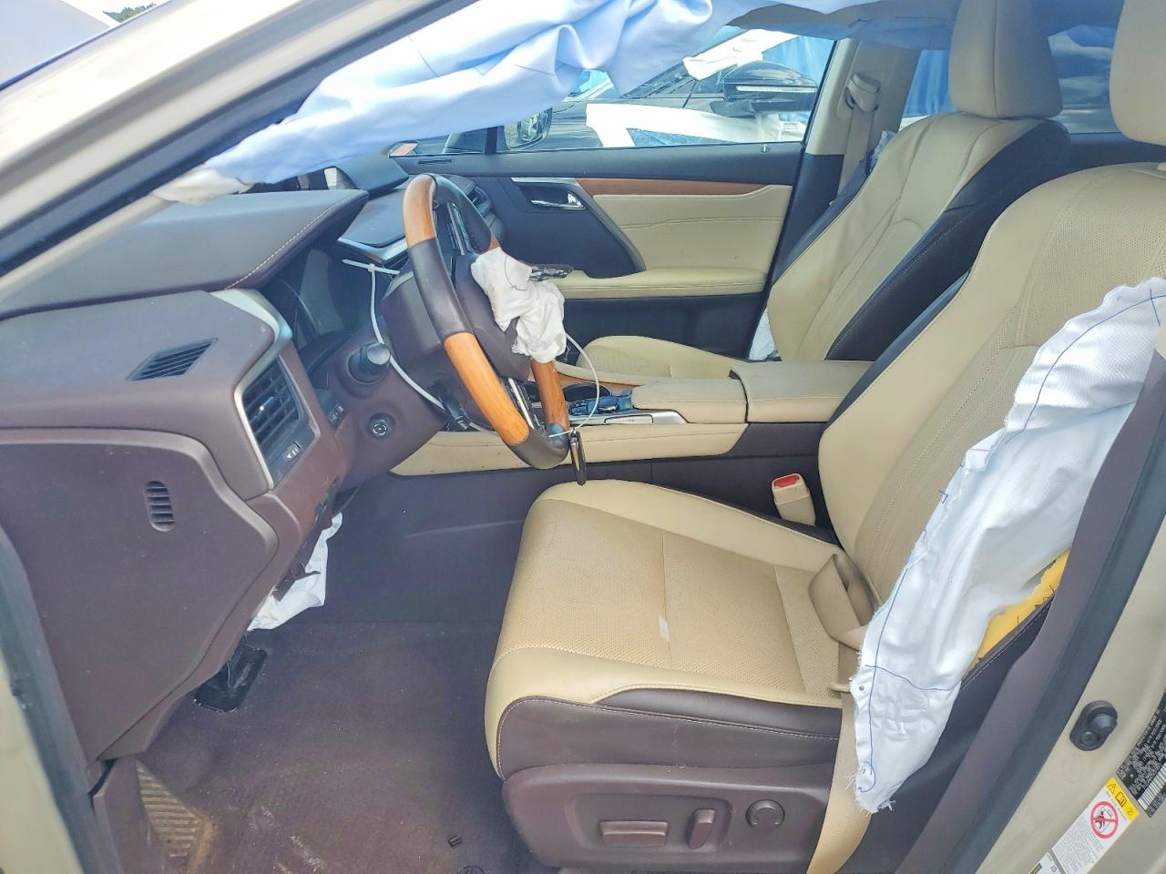 Lexus RX Base