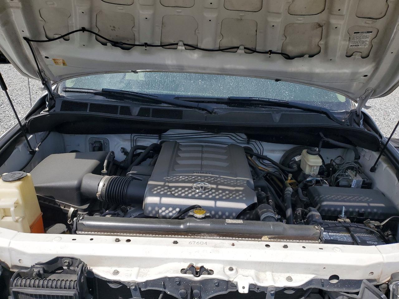 Toyota Tundra Sr5