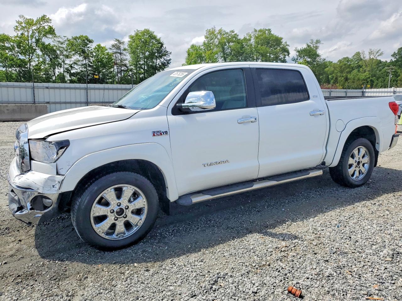Salvage Toyota Tundra Image