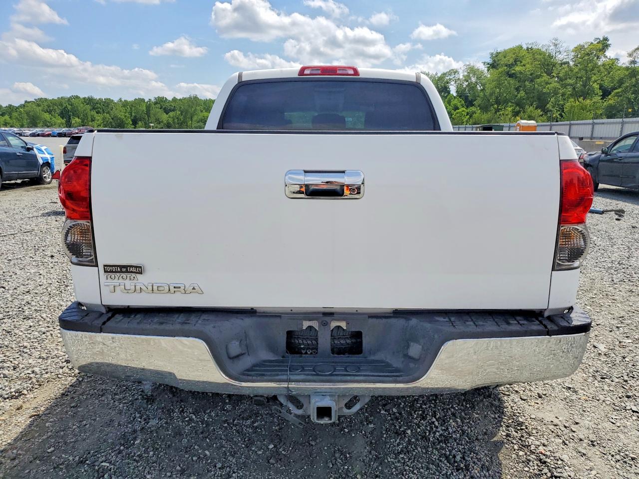 Toyota Tundra Sr5