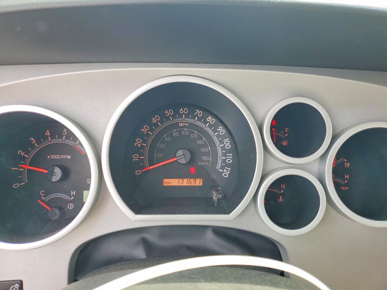 Toyota Tundra Sr5