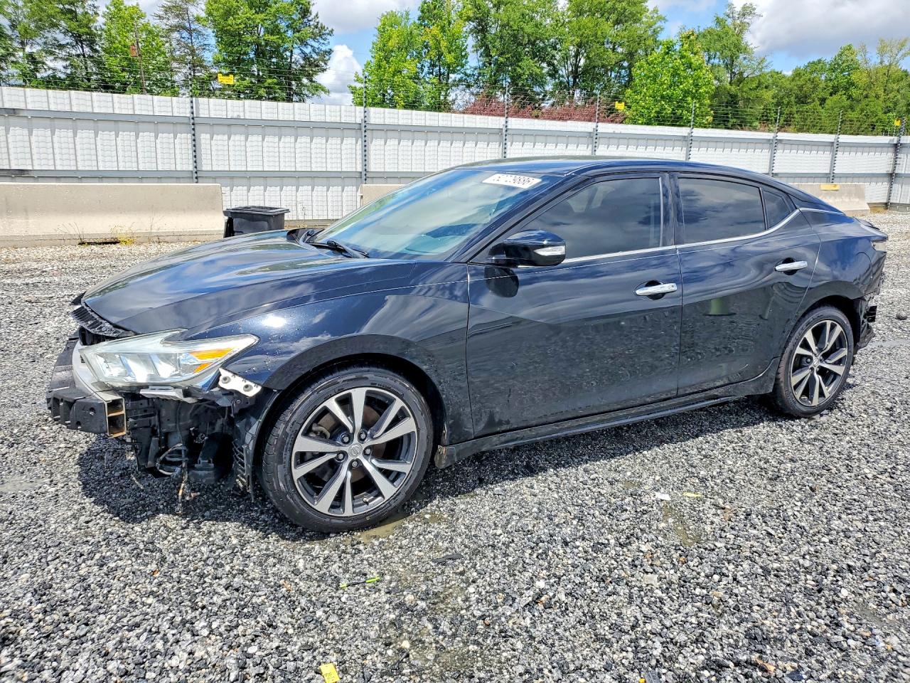 Salvage Nissan Maxima Image