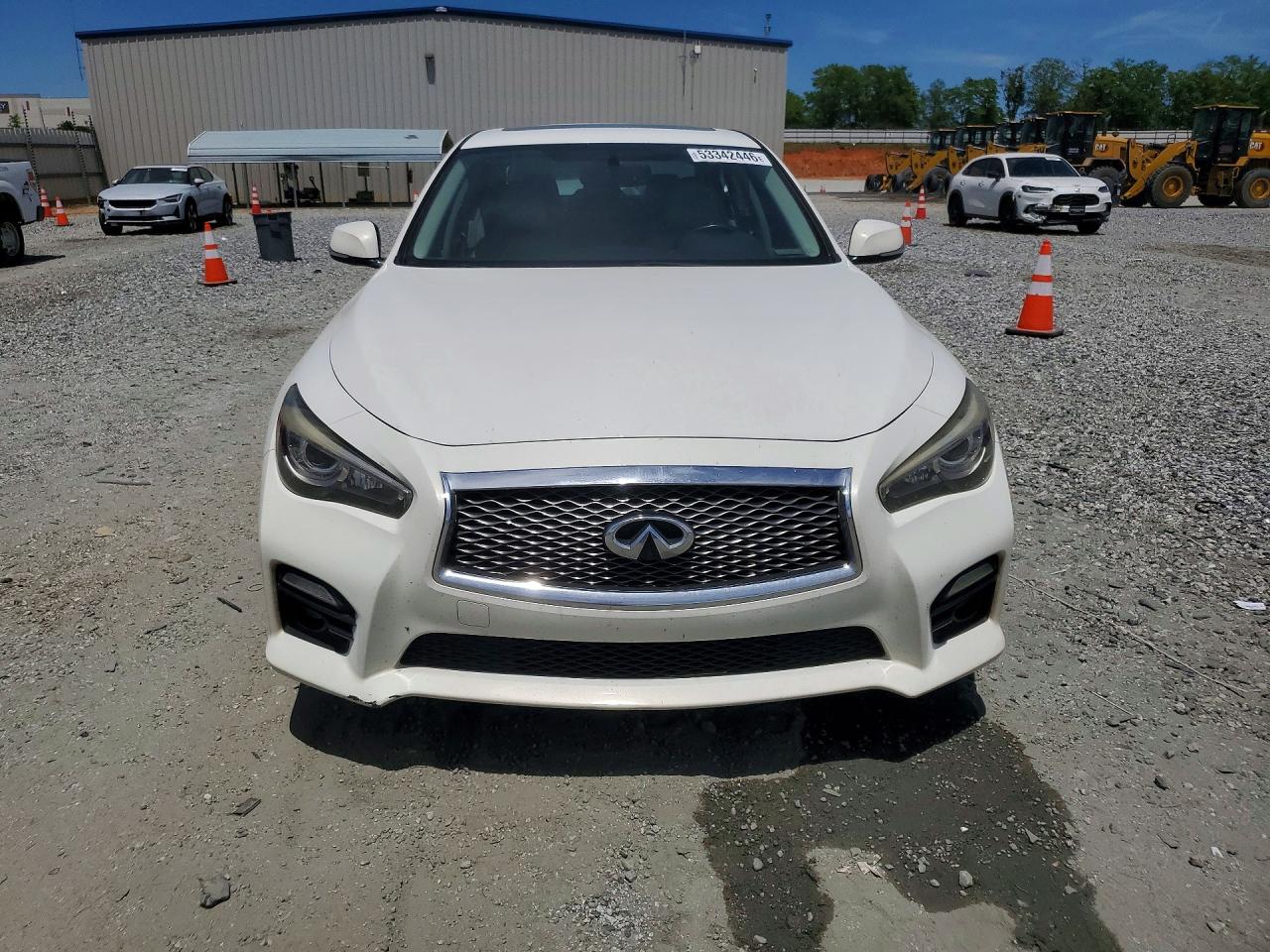 INFINITI Q50 Sport