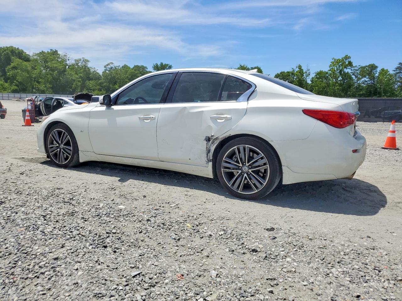 INFINITI Q50 Sport