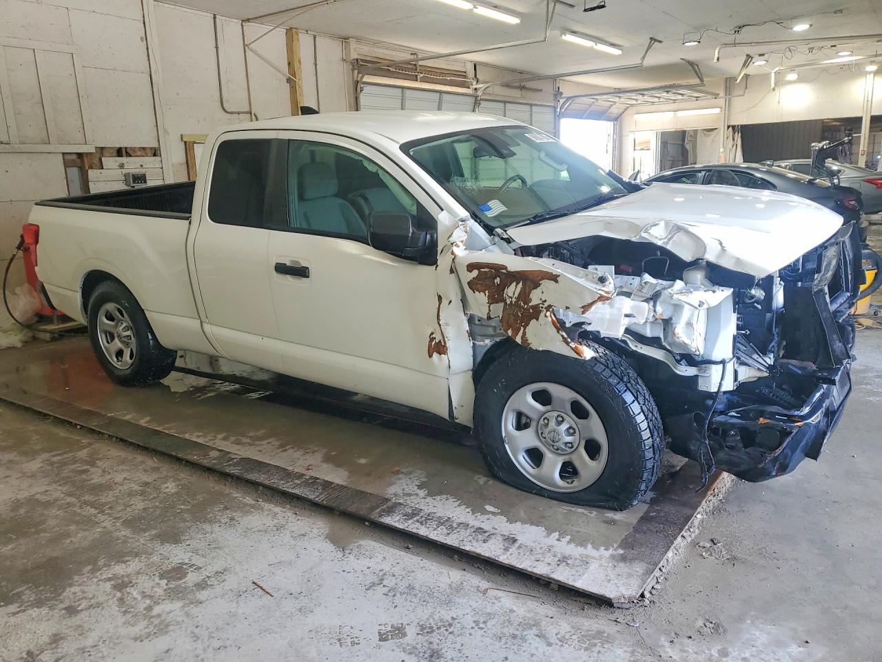 Nissan Titan S