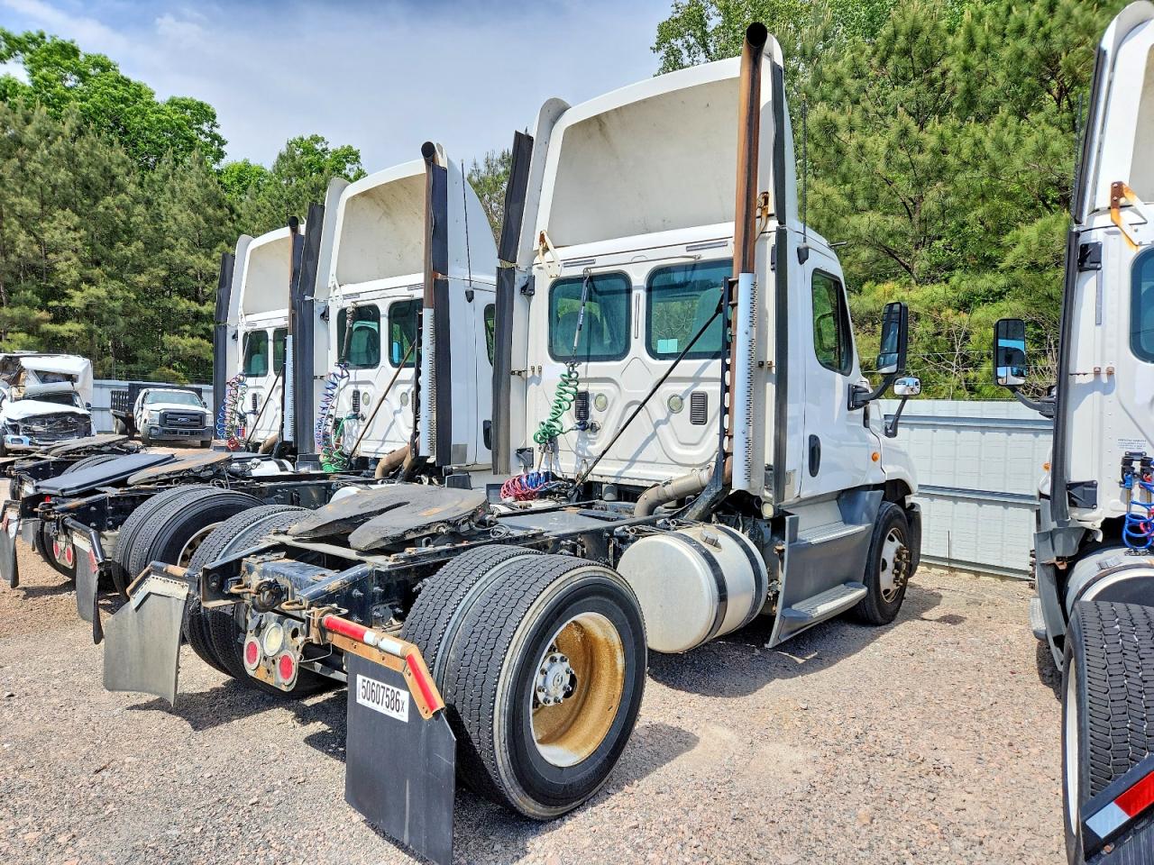 Freightliner Cascadia 125