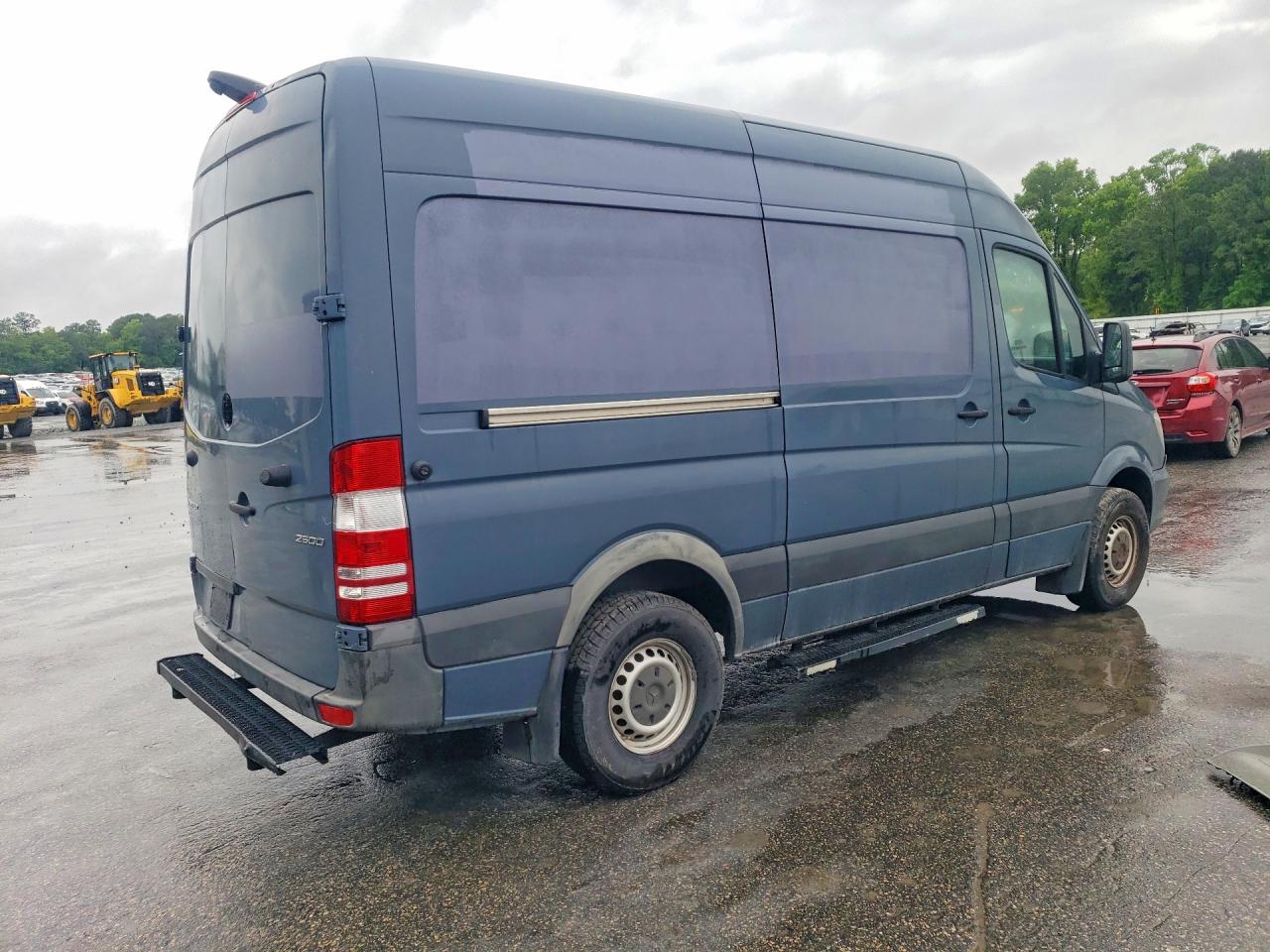 Mercedes-Benz Sprinter 2500