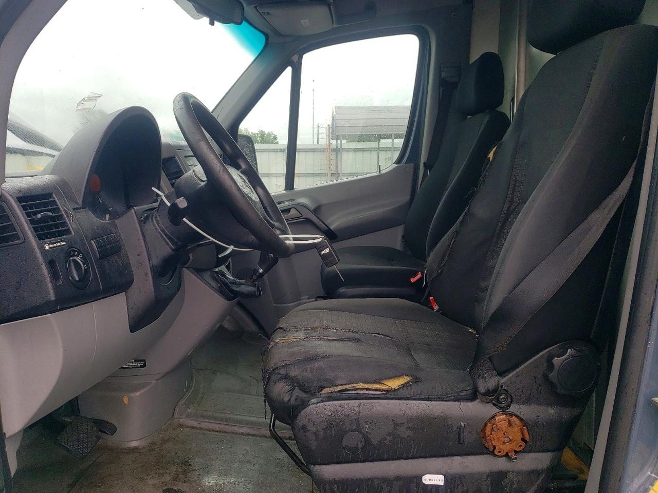 Mercedes-Benz Sprinter 2500