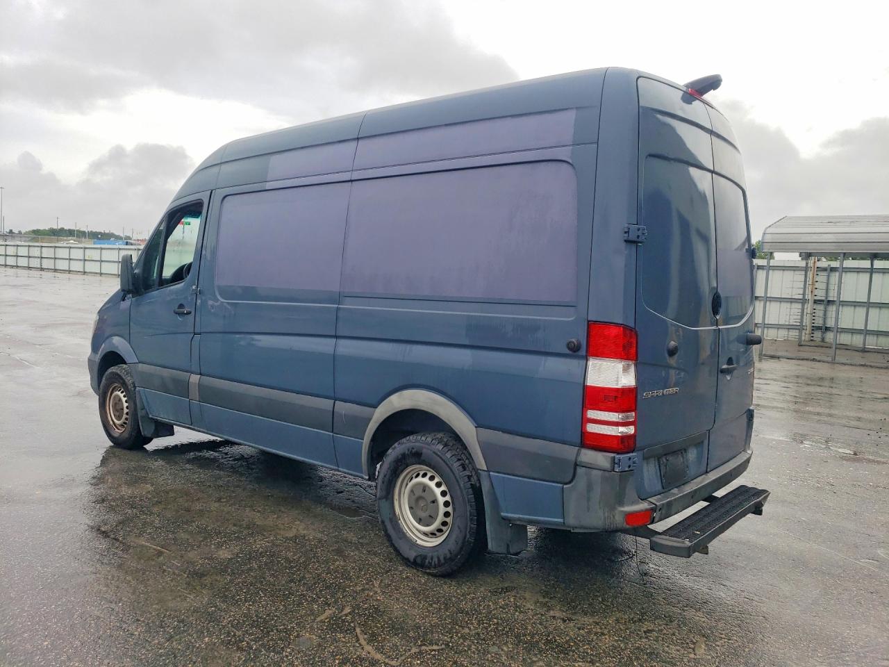 Mercedes-Benz Sprinter 2500