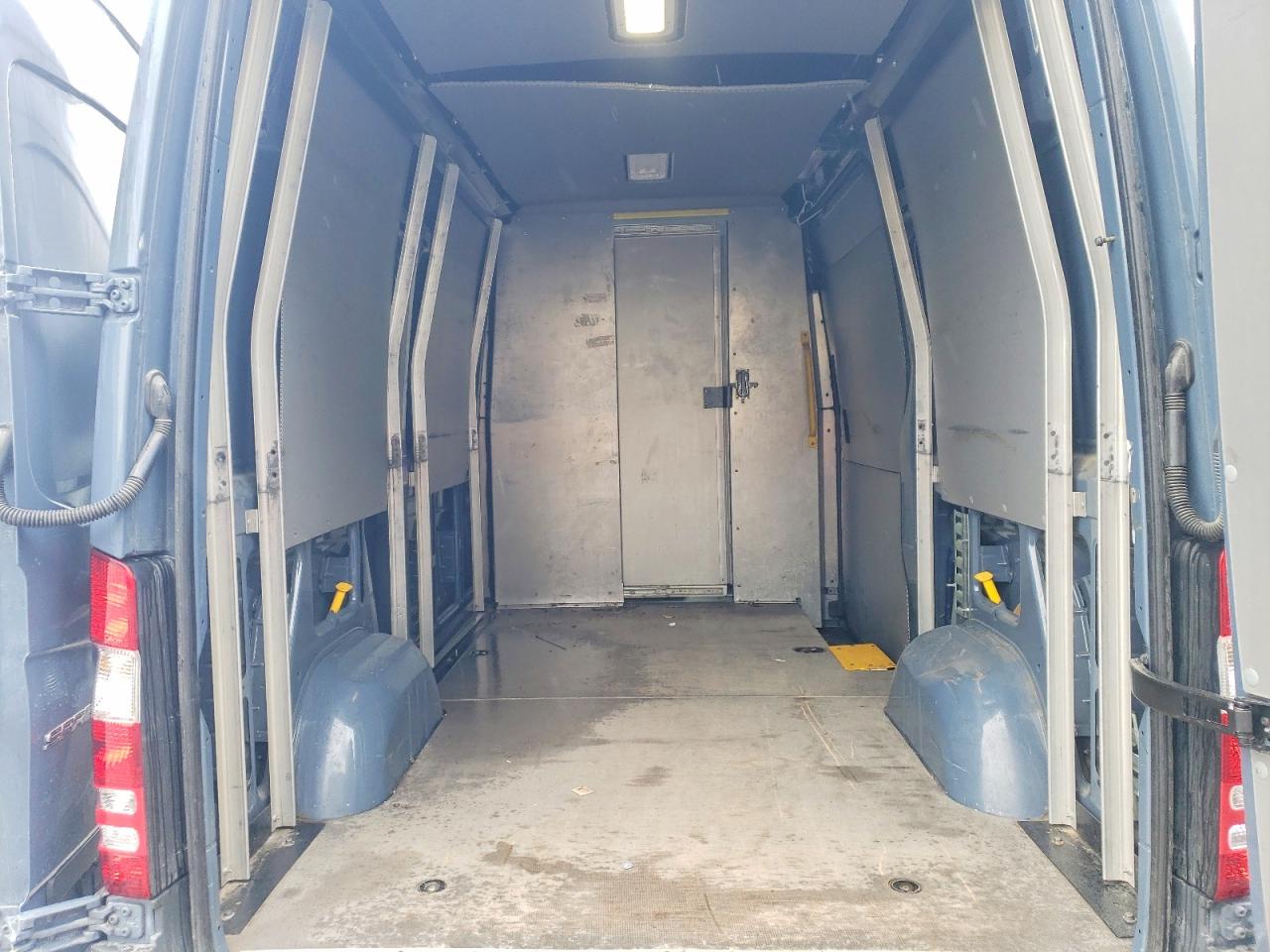 Mercedes-Benz Sprinter 2500