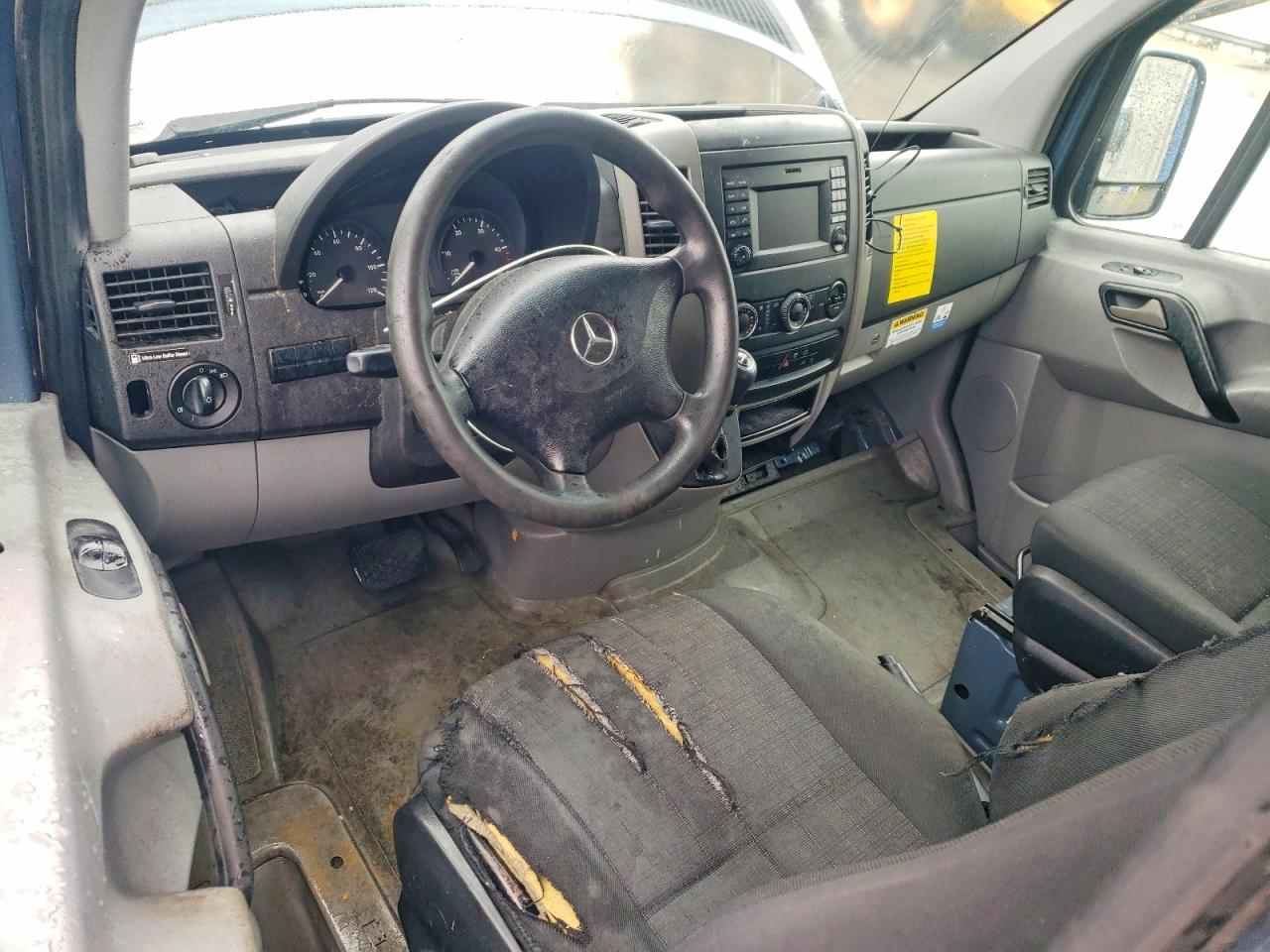 Mercedes-Benz Sprinter 2500