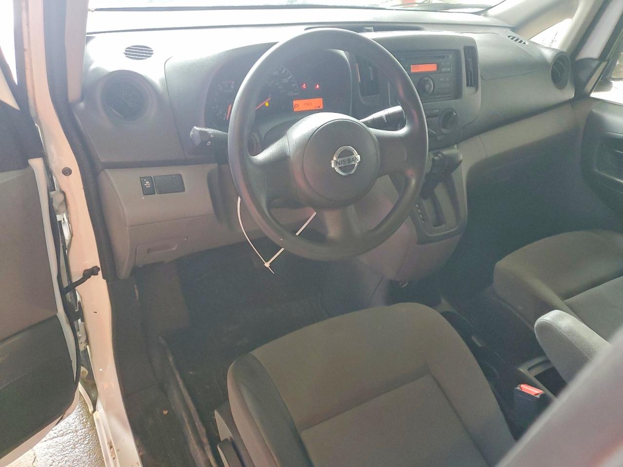 Nissan Nv S