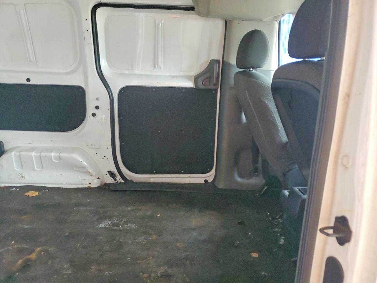 Nissan Nv S