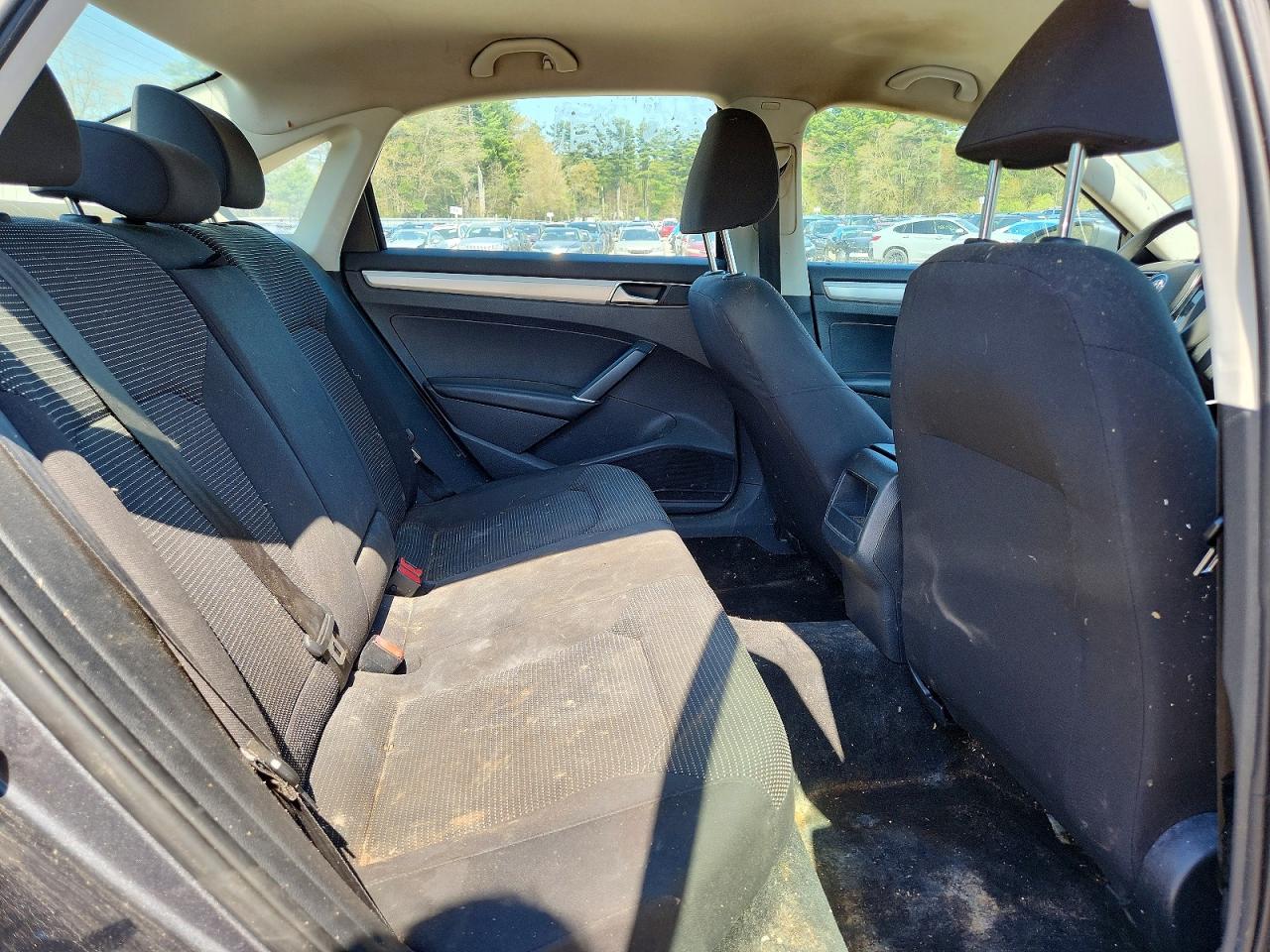 Volkswagen Passat S