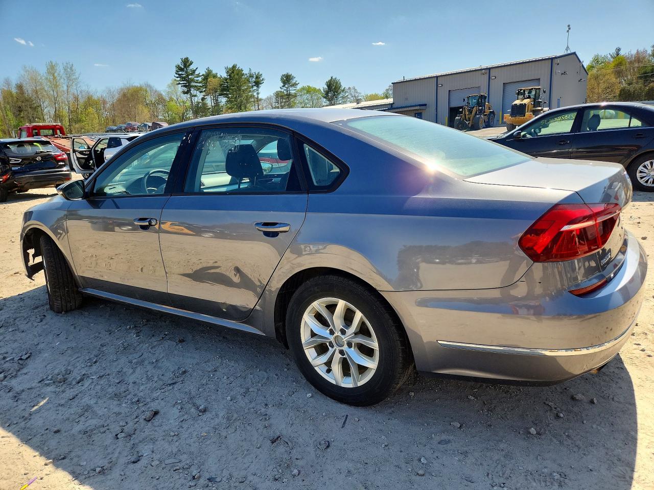 Volkswagen Passat S