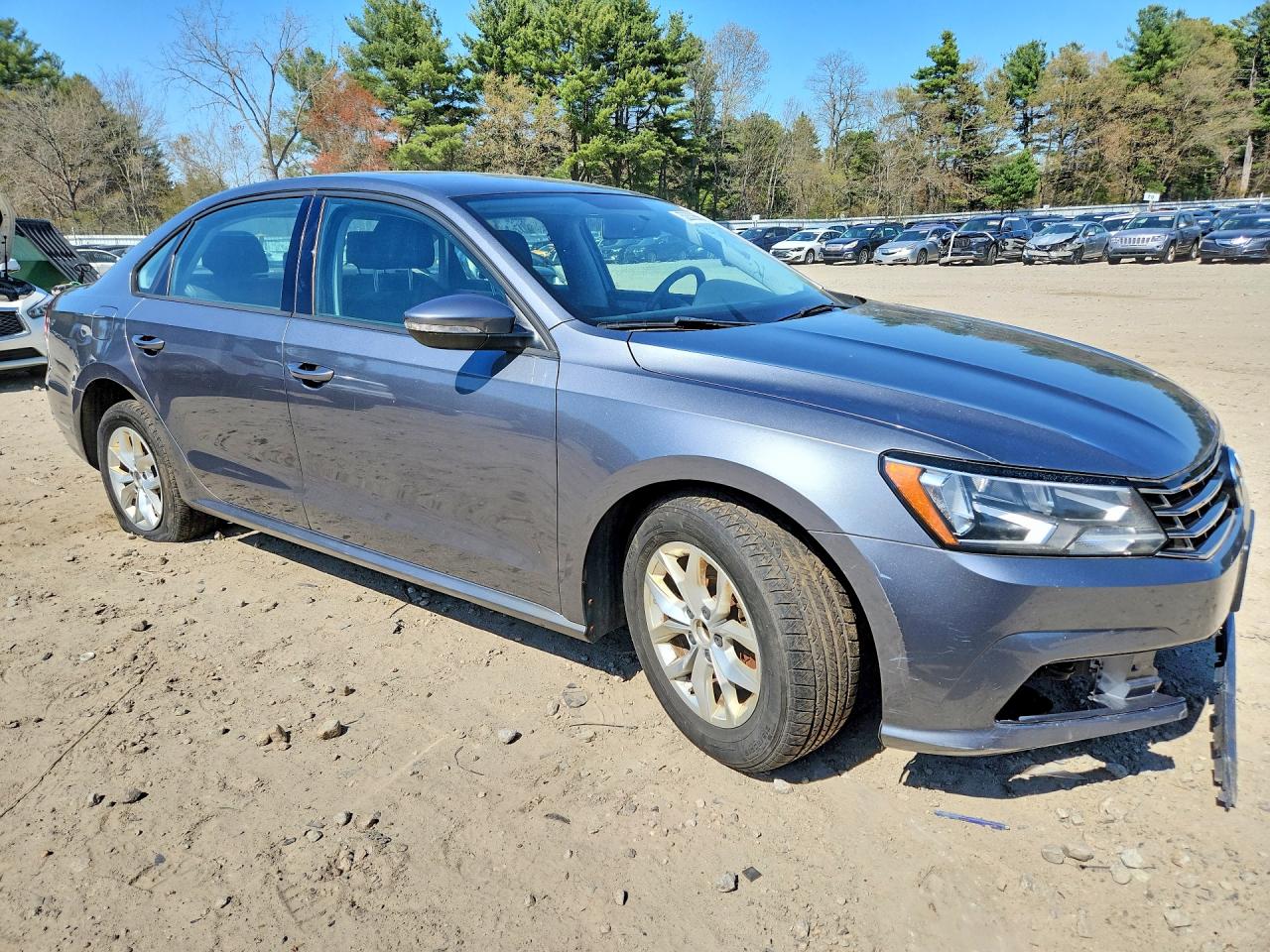 Volkswagen Passat S