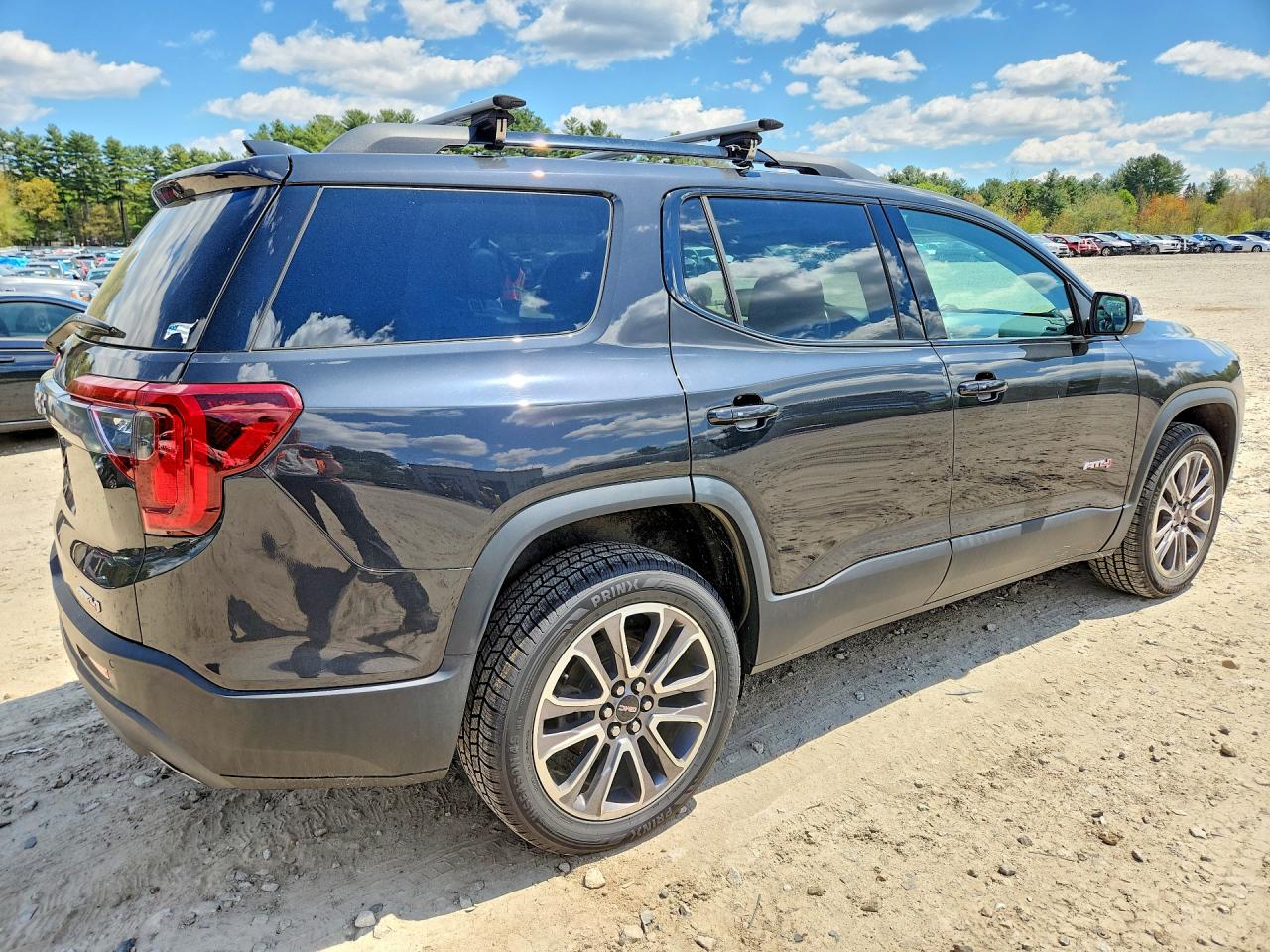 GMC Acadia At4