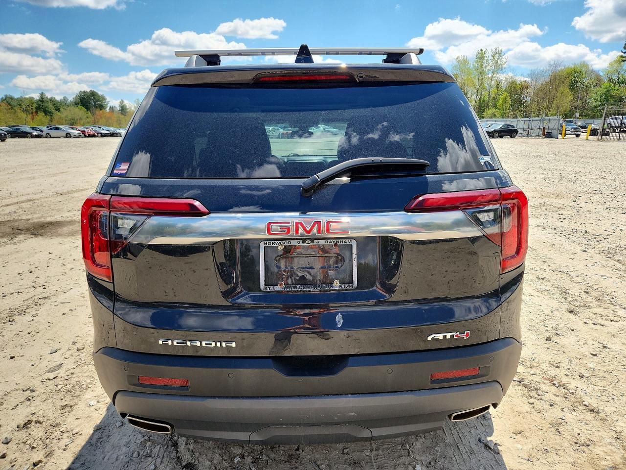 GMC Acadia At4