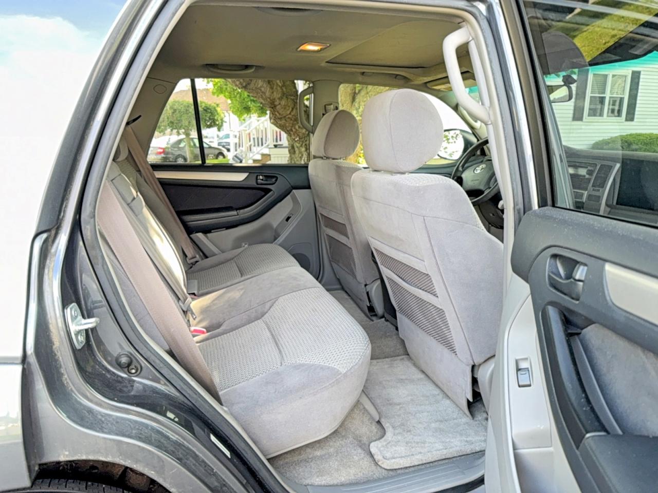 Toyota 4Runner Sr5