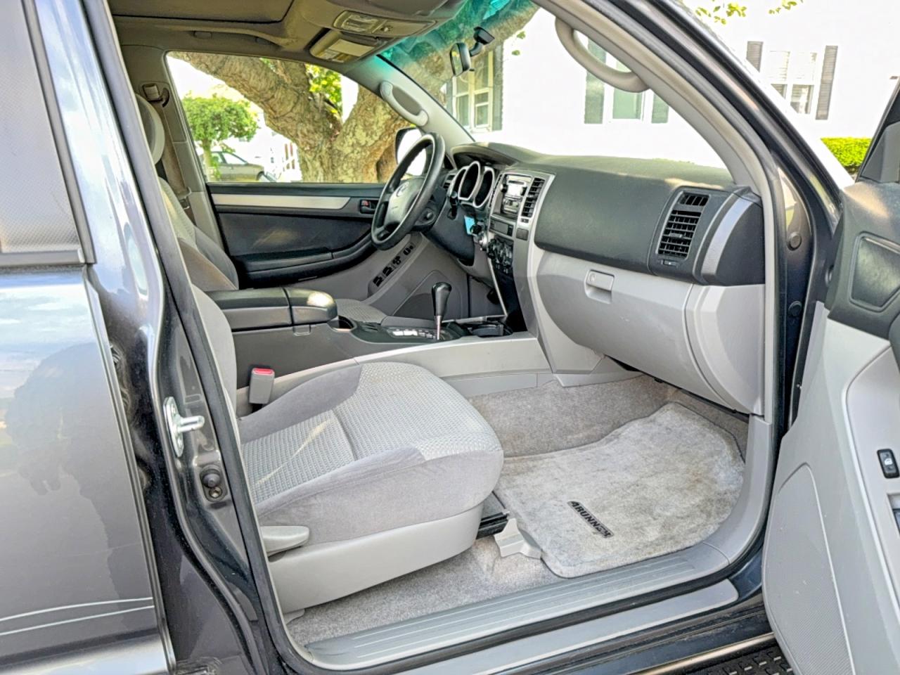 Toyota 4Runner Sr5