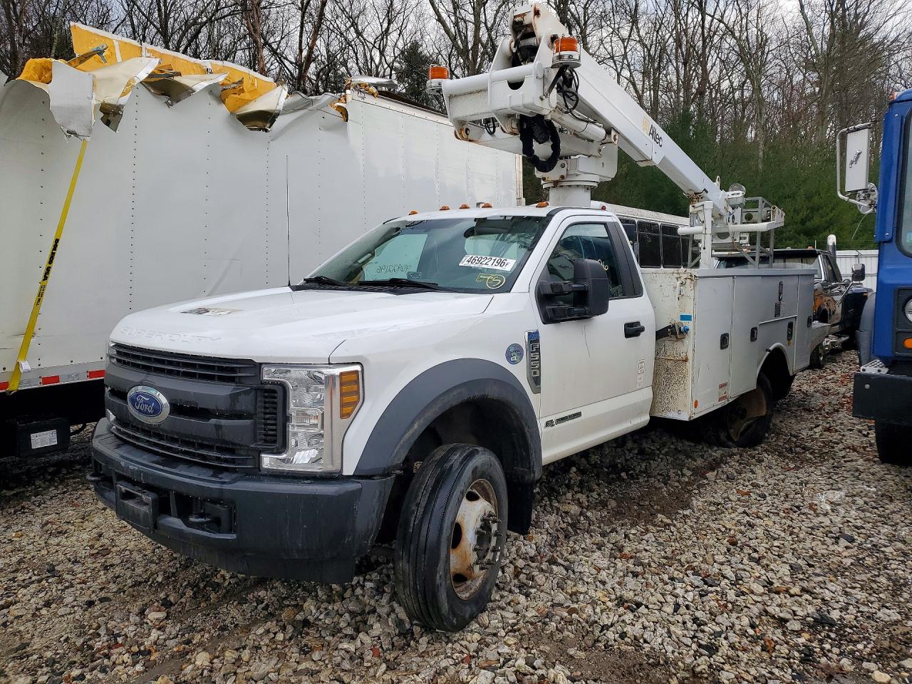 Salvage Ford F-550 Image