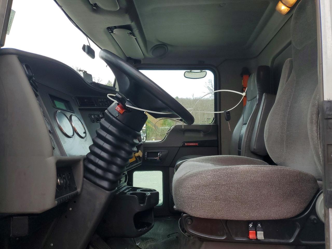 Kenworth Construction T370