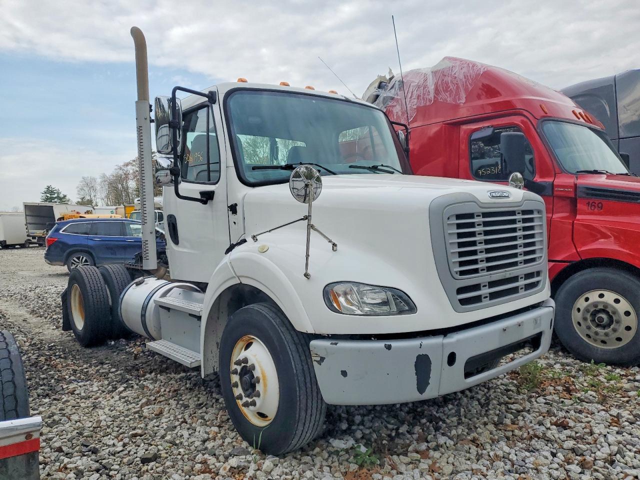 Salvage Freightliner M2 Image