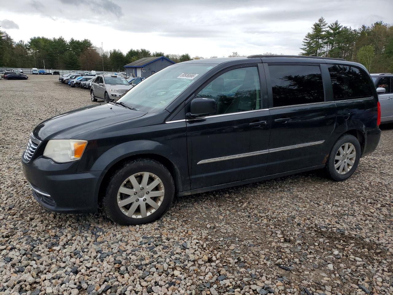 Salvage Chrysler Minivan Image