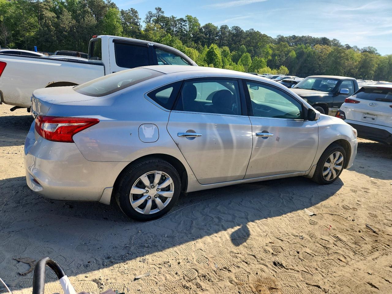 Nissan Sentra S