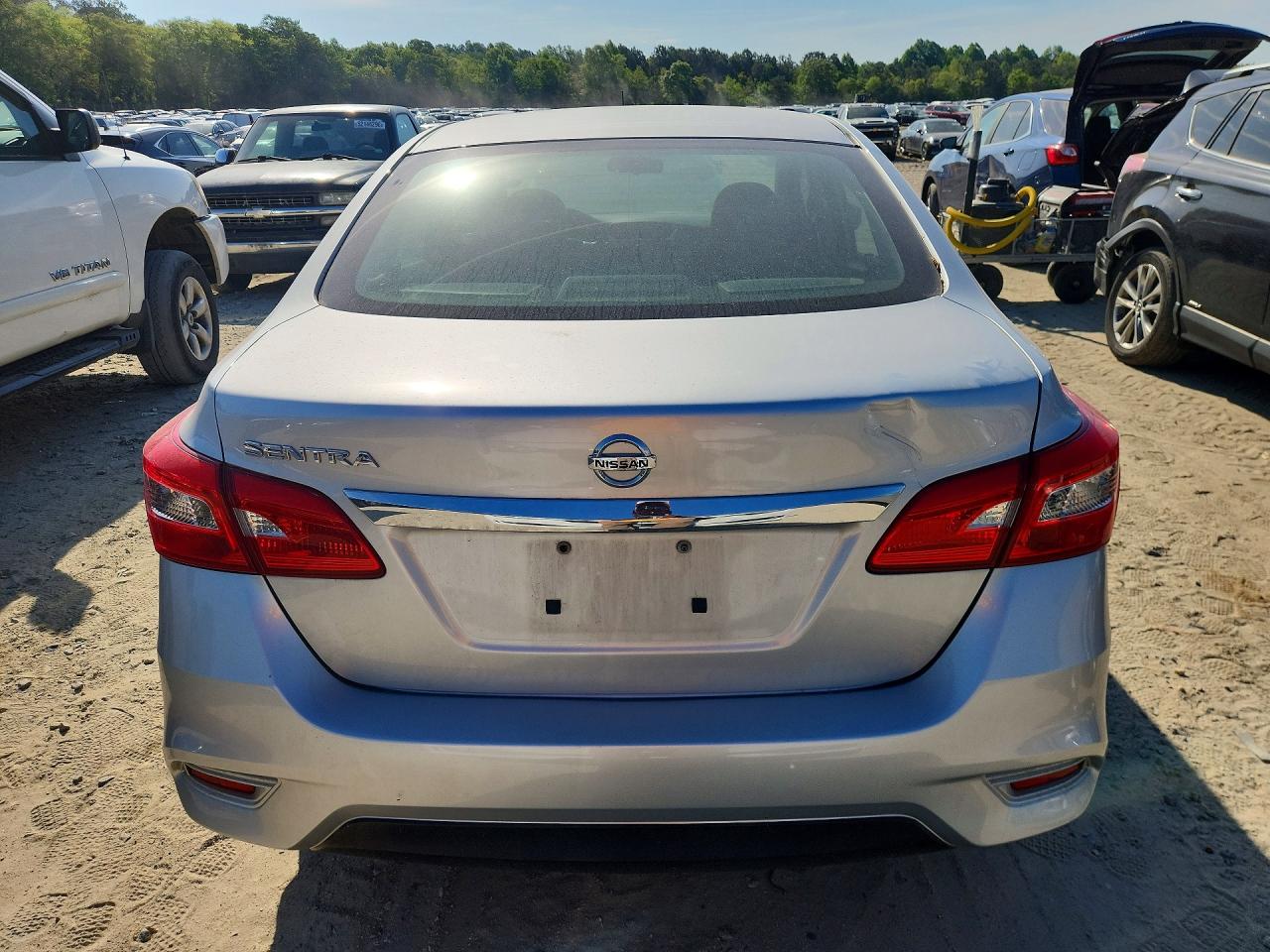Nissan Sentra S
