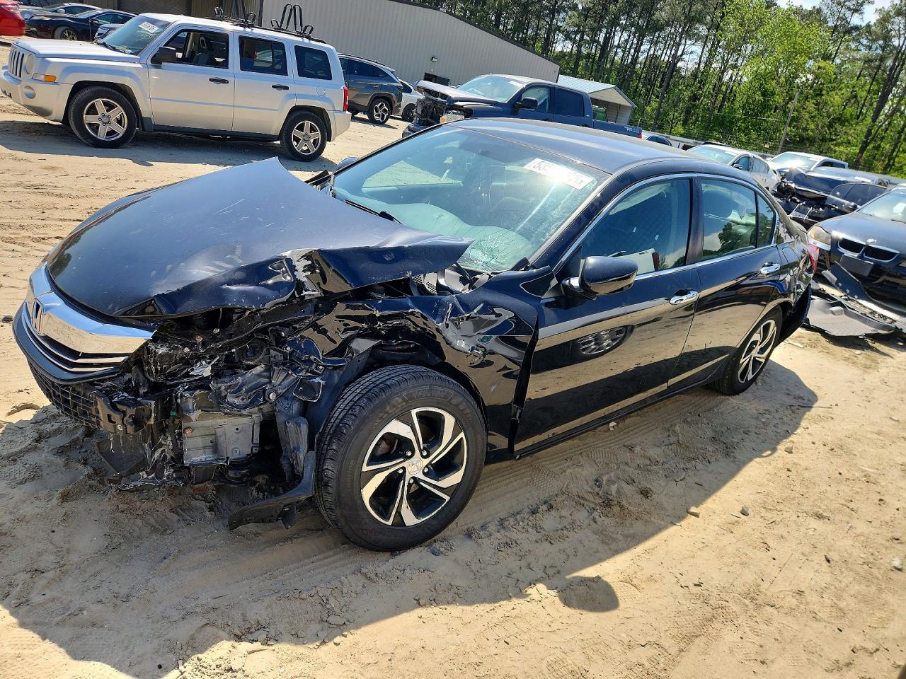 Salvage Honda Accord Image