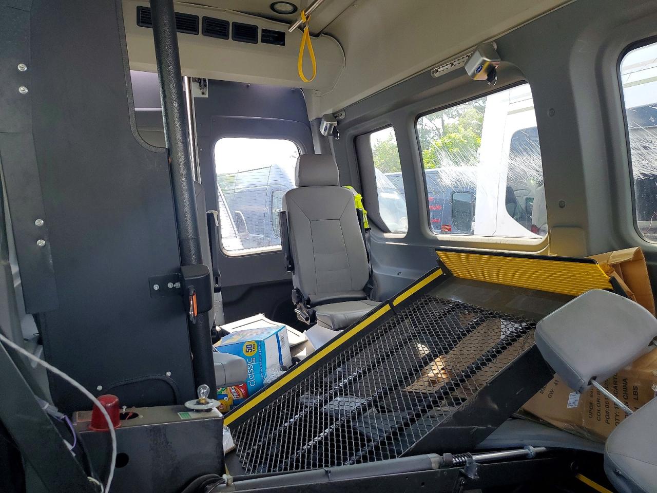 Ford Transit T-350