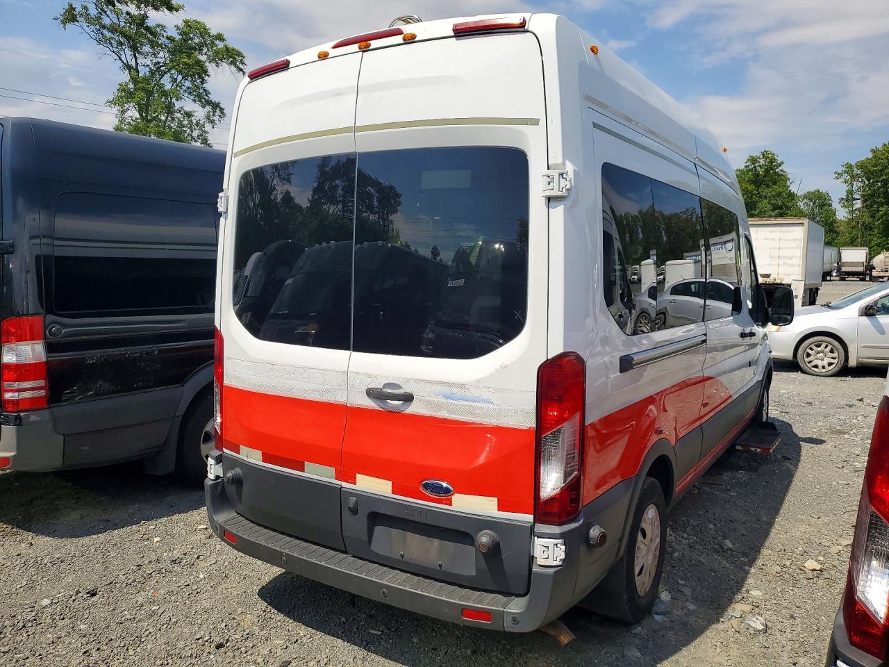 Ford Transit T-350