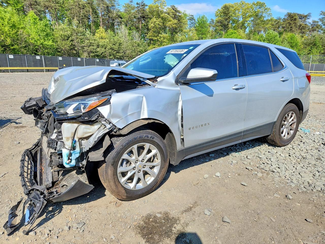 Salvage Chevrolet Equinox Image