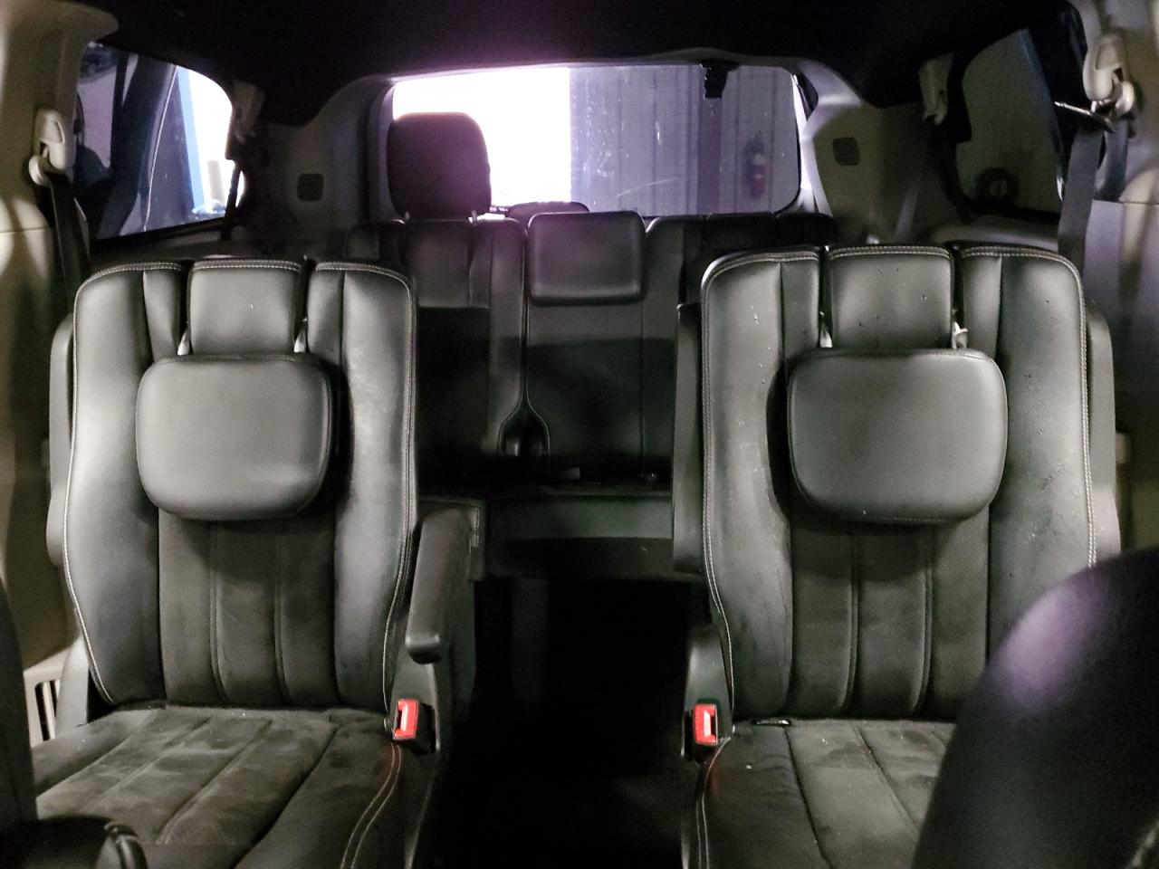 Dodge Caravan Sxt