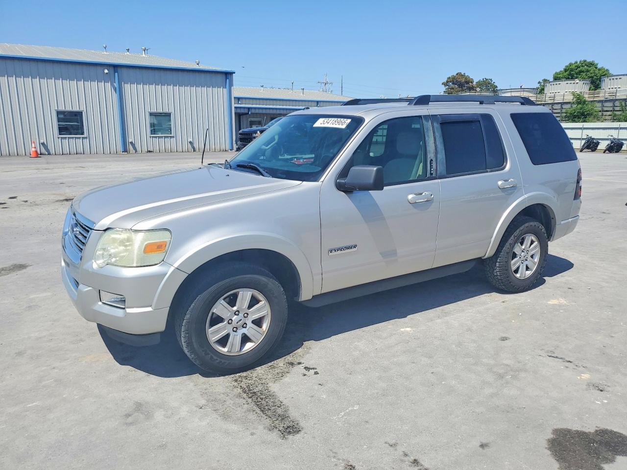 Salvage Ford Explorer Image