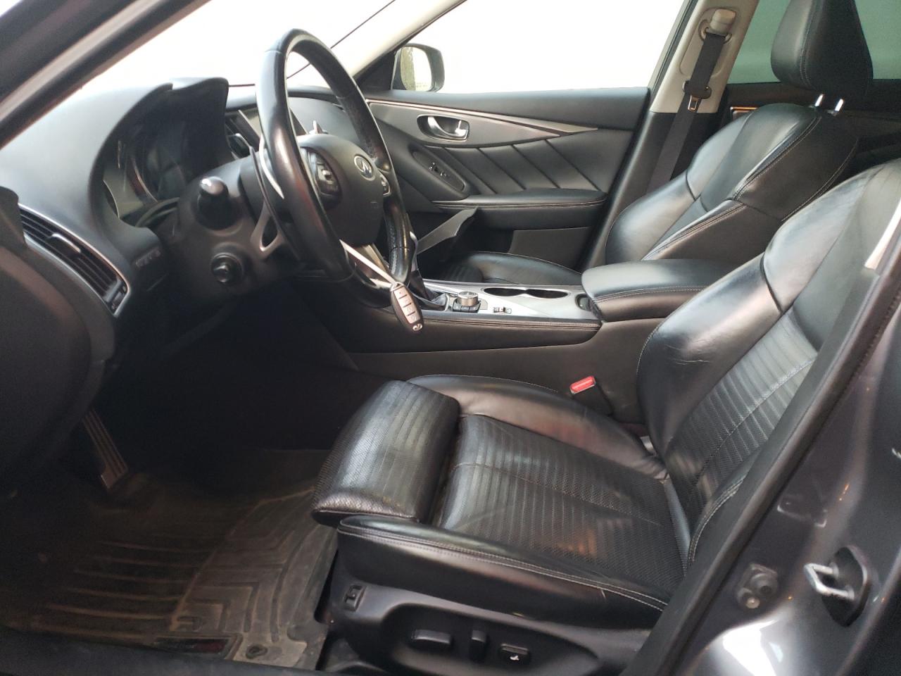 INFINITI Q50 Red Sport 400