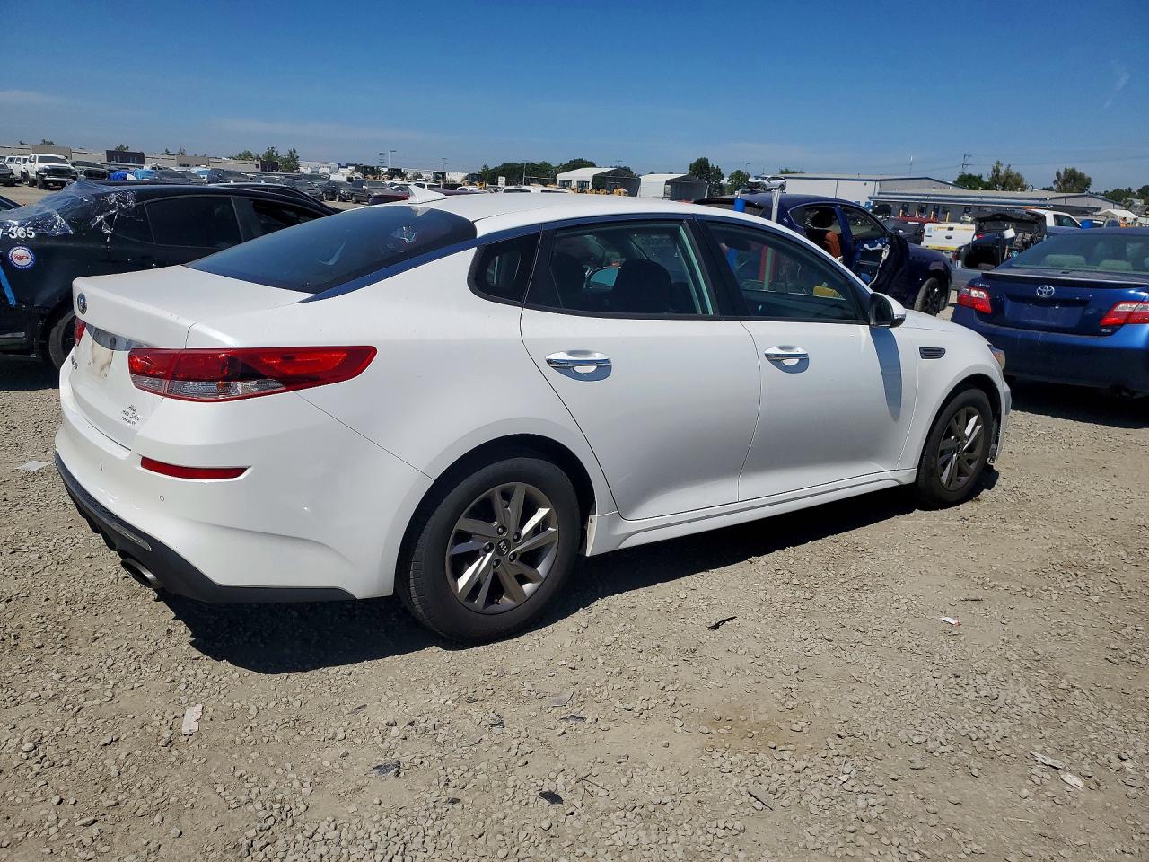 Kia Optima Lx