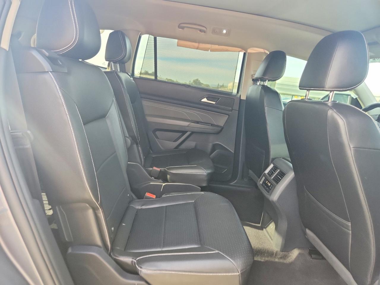 Volkswagen Atlas Se