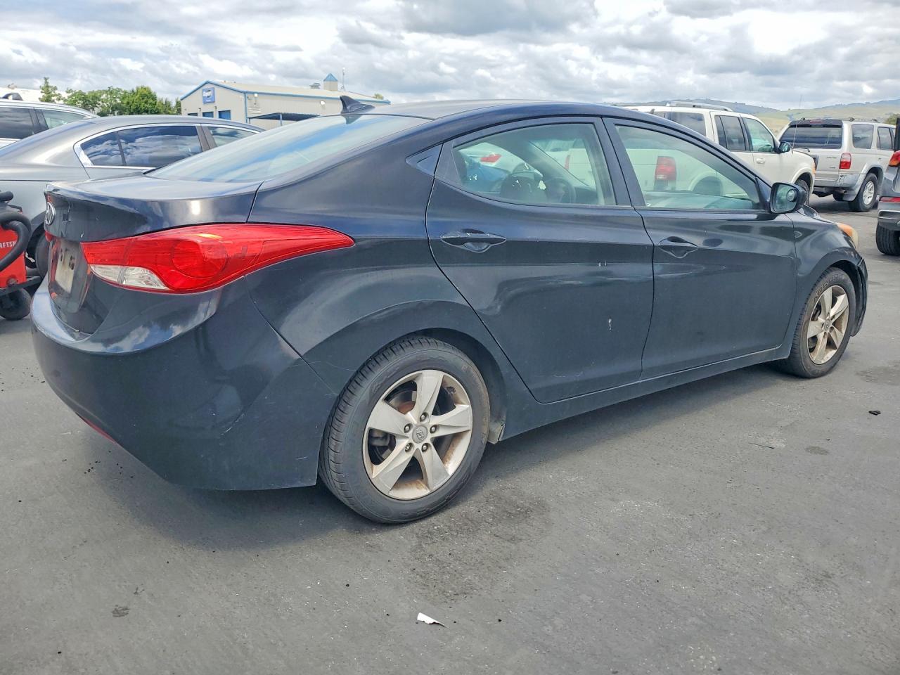 Hyundai ELANTRA Gls