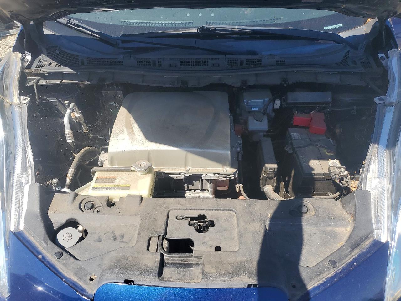 Nissan LEAF S