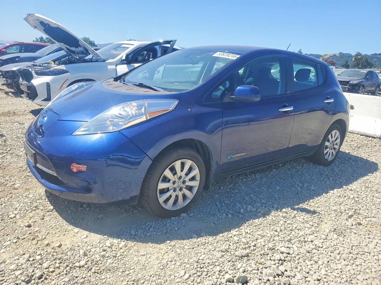 Salvage Nissan LEAF Image