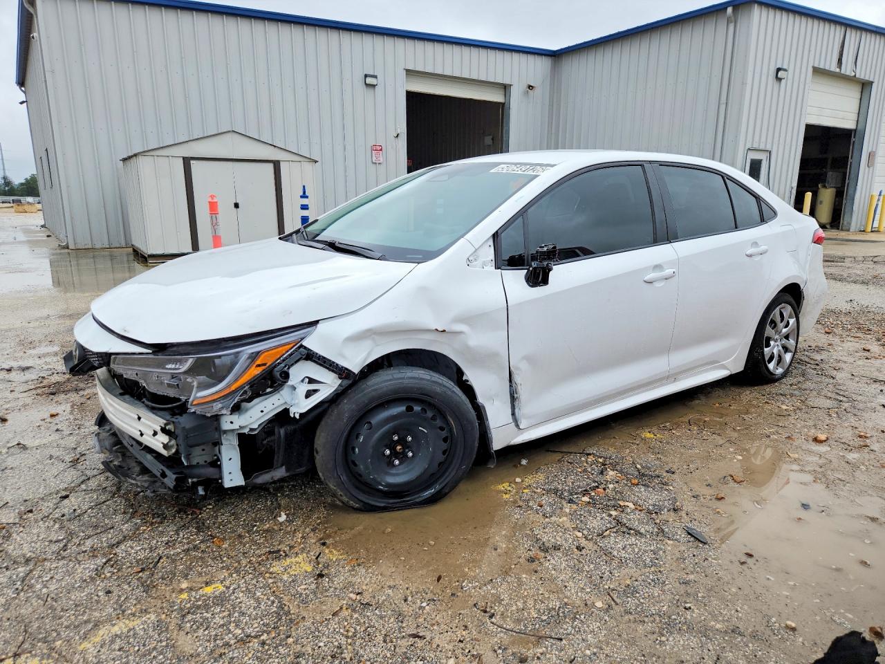 Salvage Toyota Corolla Image