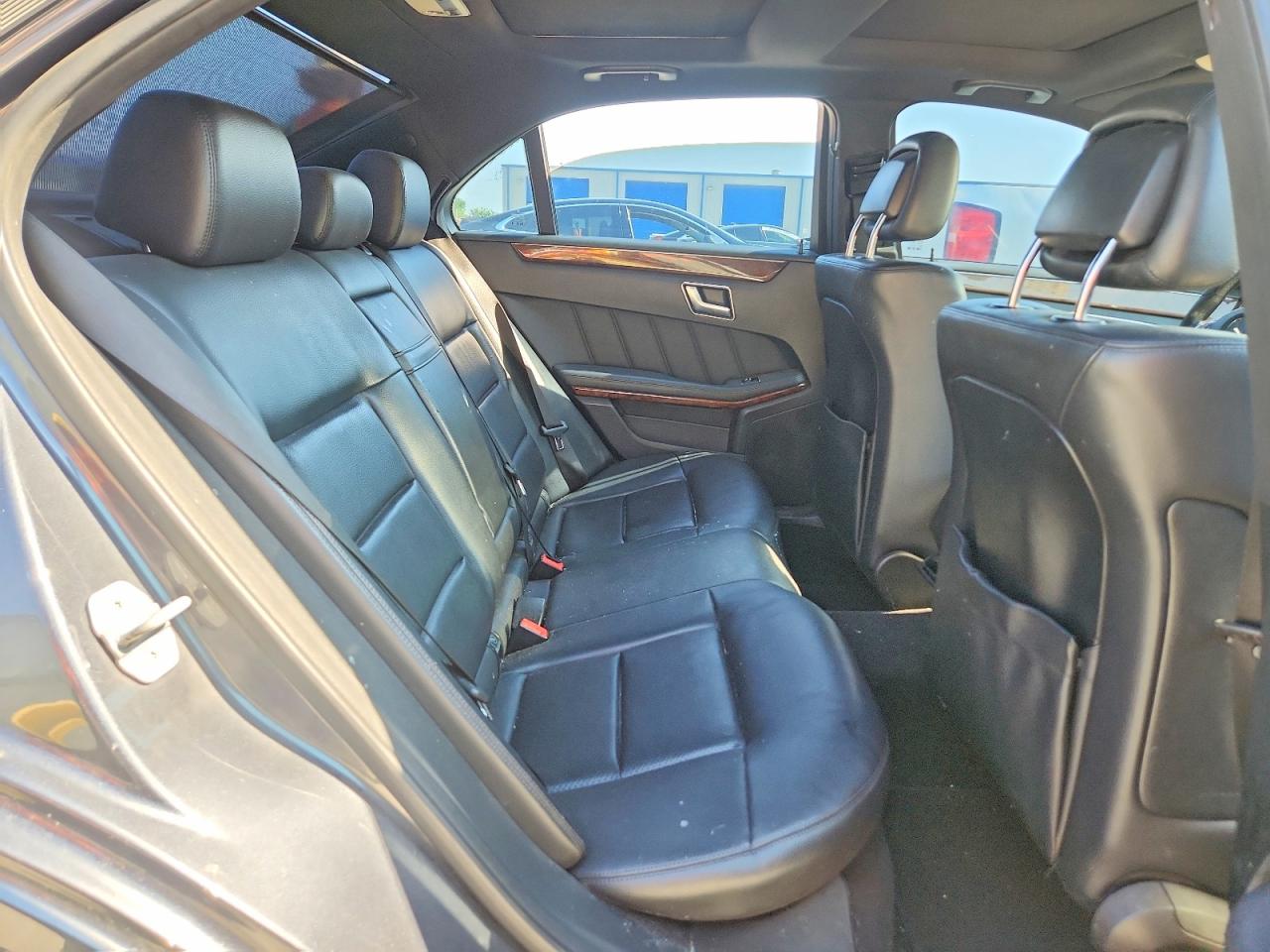 Mercedes-Benz E-Class 350