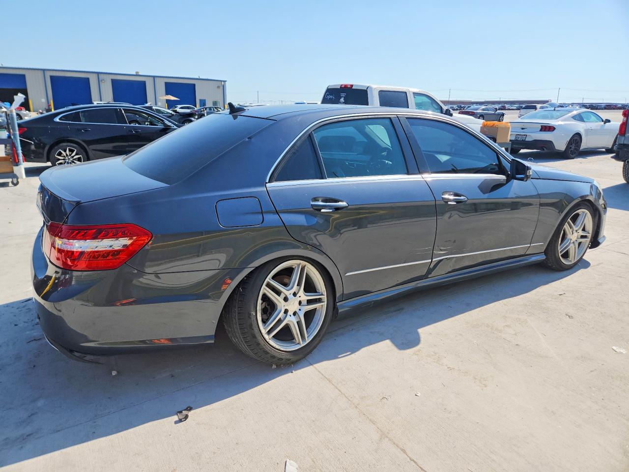 Mercedes-Benz E-Class 350
