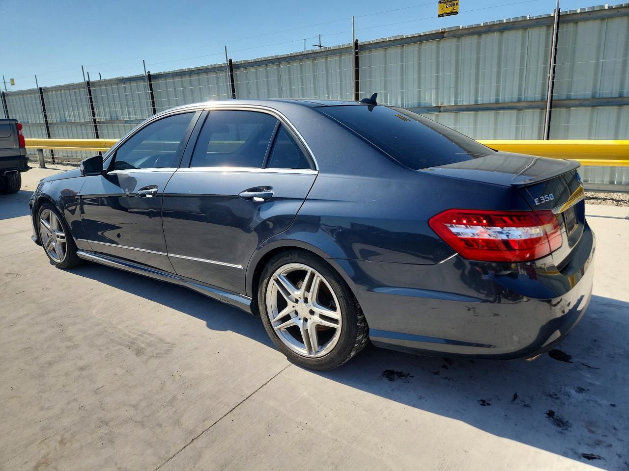 Mercedes-Benz E-Class 350