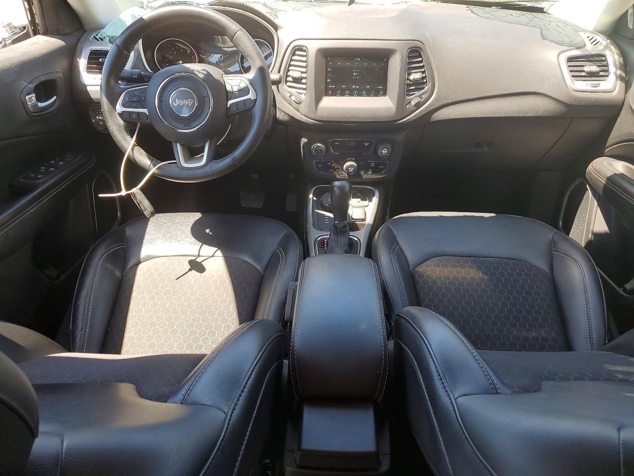 Jeep Compass Latitude